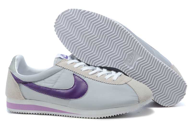 nike cortez blanche mode pascher nike classic cortez nylon 09 us10,eur44,uk9 vintage